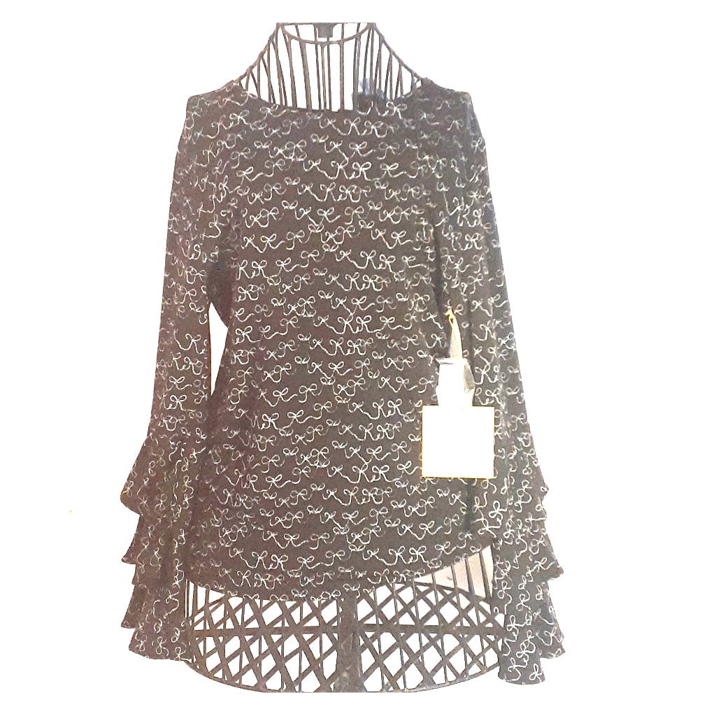 Bow Pattern Top